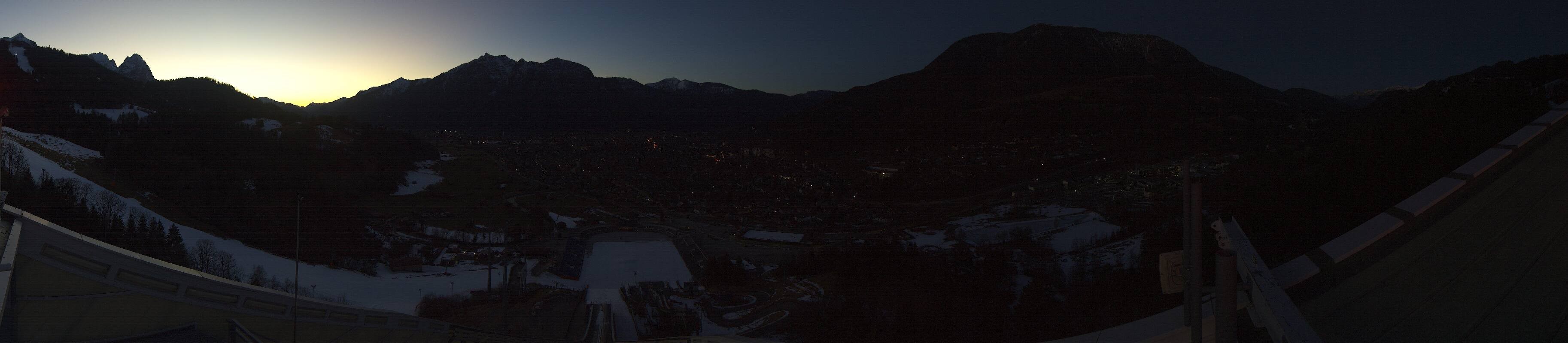Archiv Foto Webcam Garmisch-Partenkirchen - Olympiaschanze