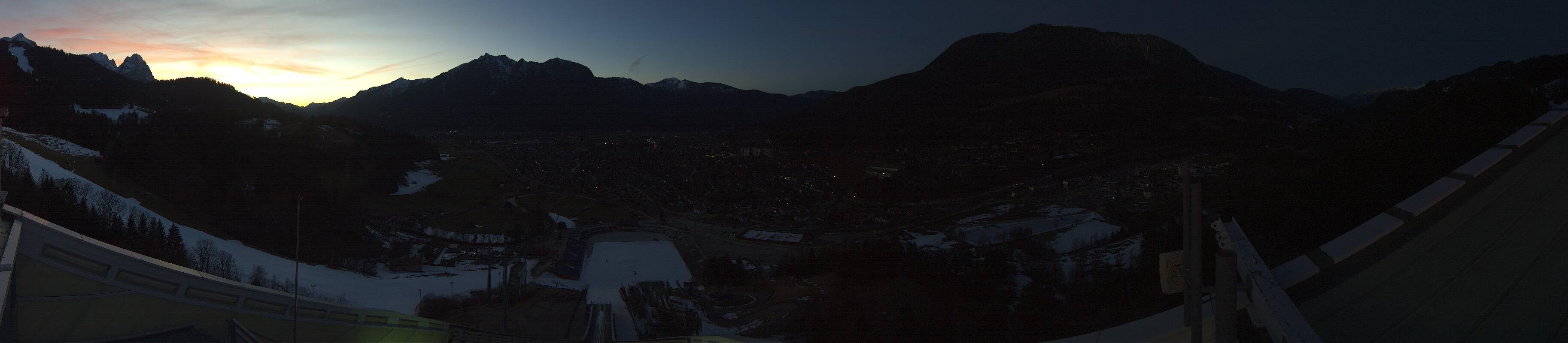 Archived image Webcam Garmisch-Partenkirchen Olympia Hill