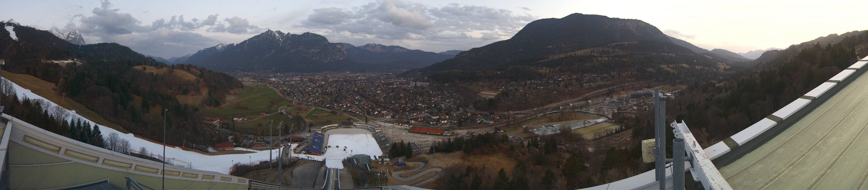 Archiv Foto Webcam Garmisch-Partenkirchen - Olympiaschanze