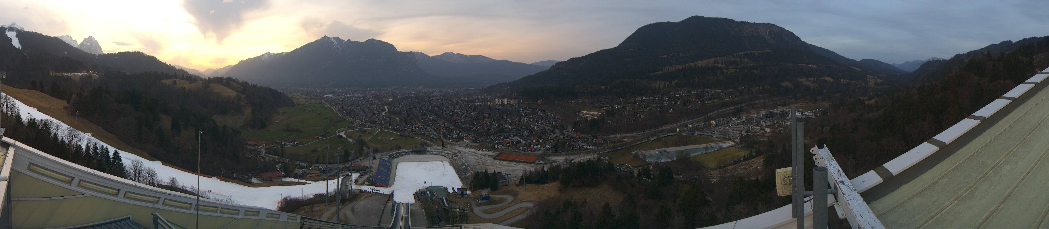 Archiv Foto Webcam Garmisch-Partenkirchen - Olympiaschanze