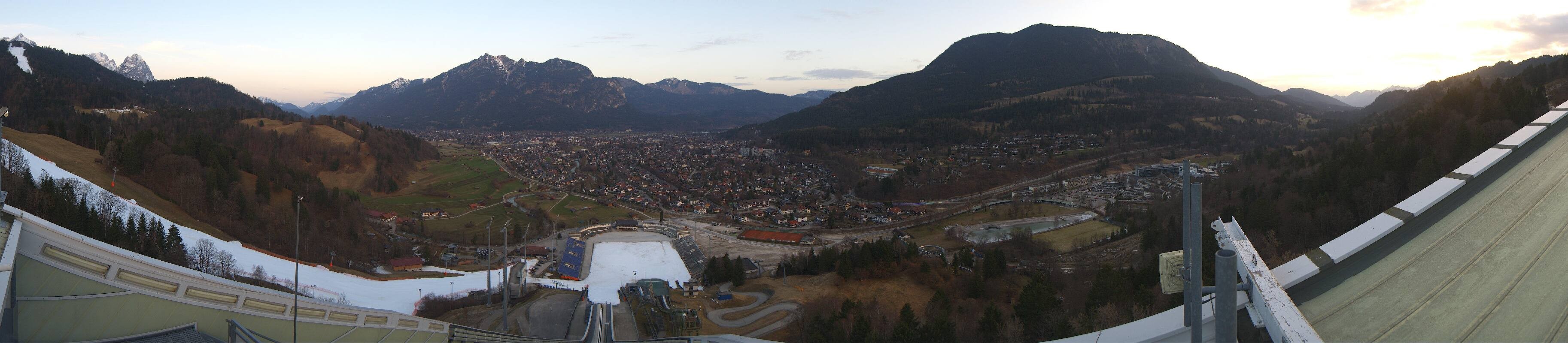 Archiv Foto Webcam Garmisch-Partenkirchen - Olympiaschanze