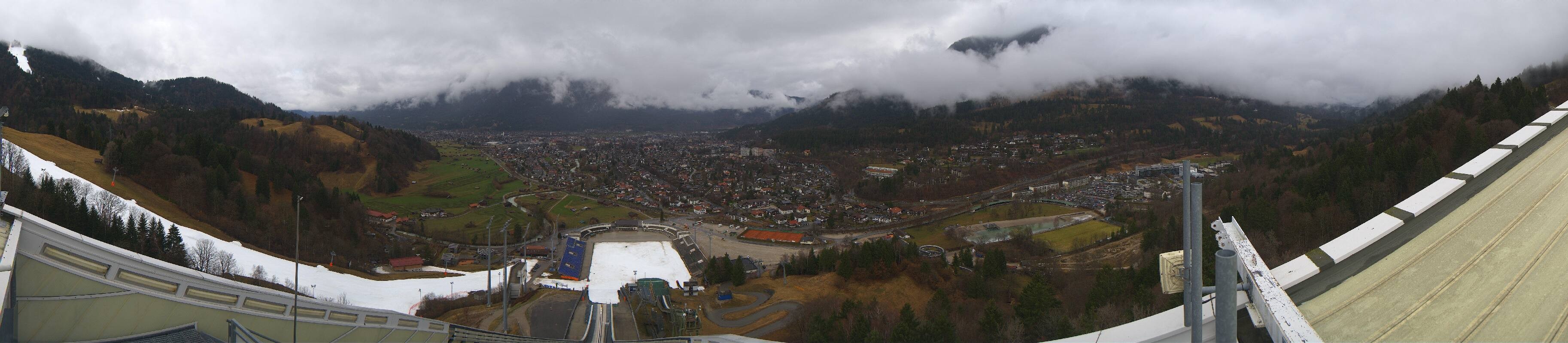 Archived image Webcam Garmisch-Partenkirchen Olympia Hill