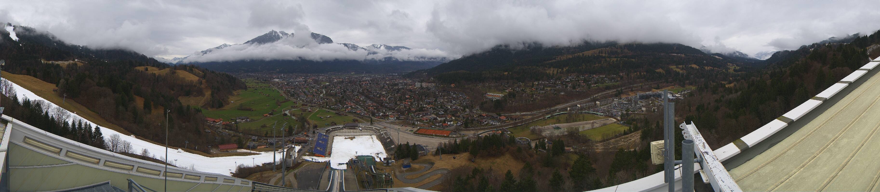 Archiv Foto Webcam Garmisch-Partenkirchen - Olympiaschanze