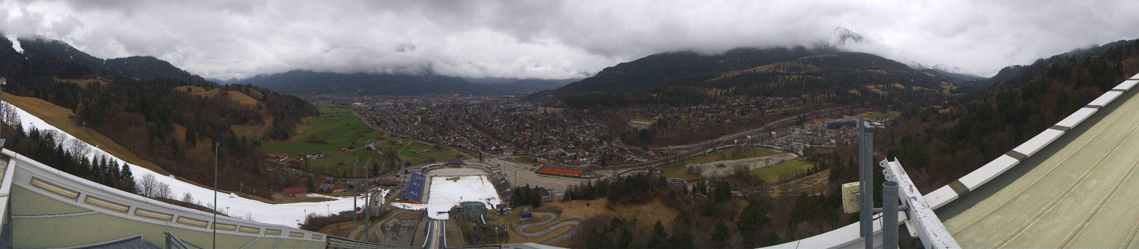Archiv Foto Webcam Garmisch-Partenkirchen - Olympiaschanze