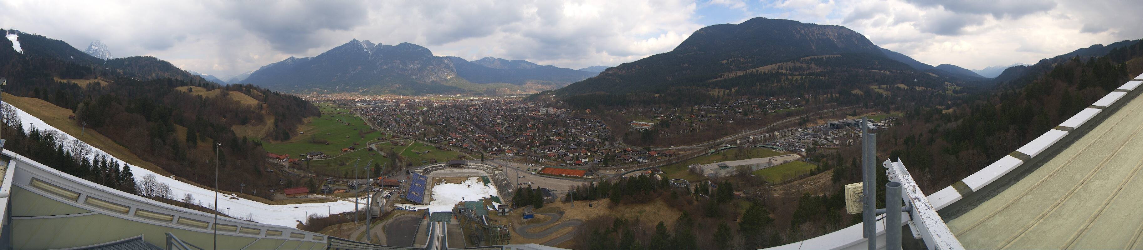Archiv Foto Webcam Garmisch-Partenkirchen - Olympiaschanze
