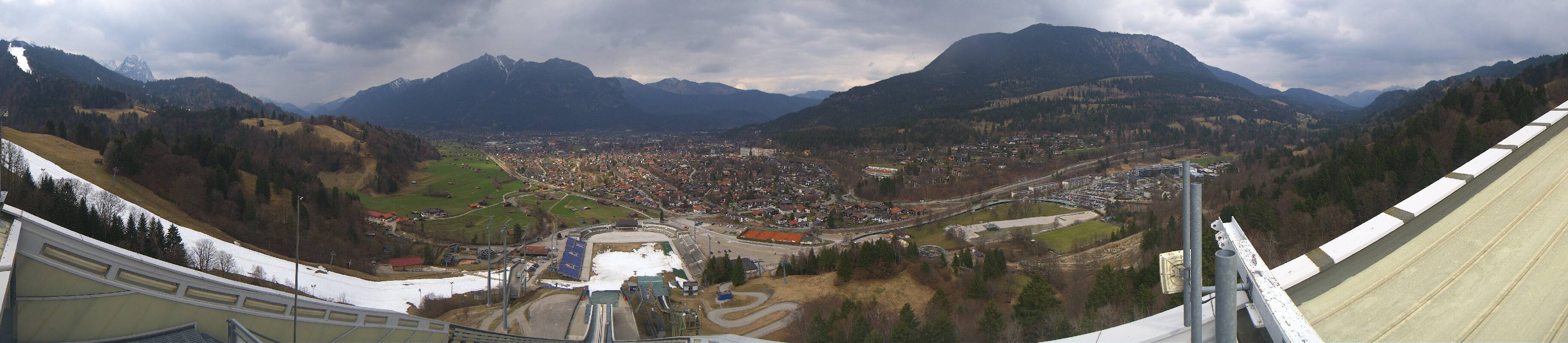Archiv Foto Webcam Garmisch-Partenkirchen - Olympiaschanze