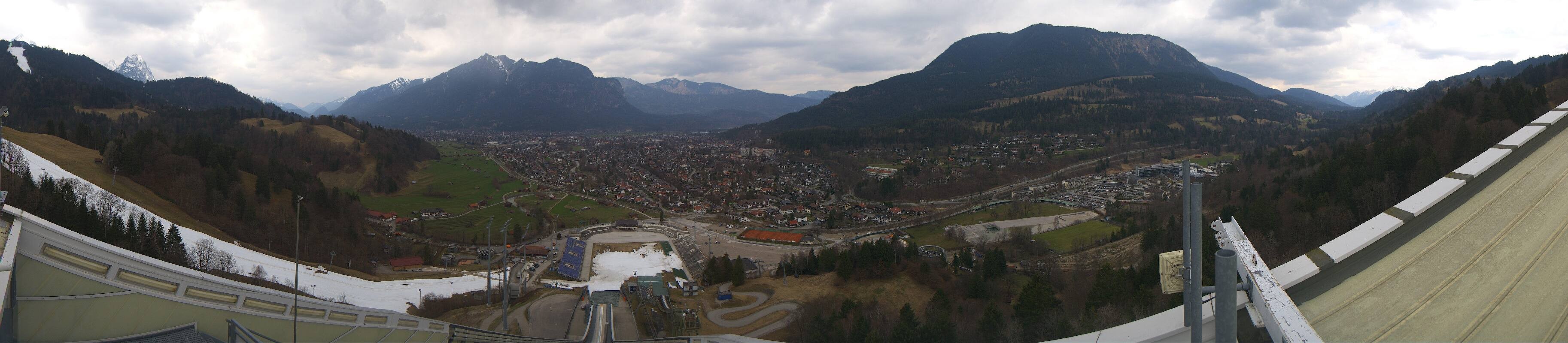 Archiv Foto Webcam Garmisch-Partenkirchen - Olympiaschanze