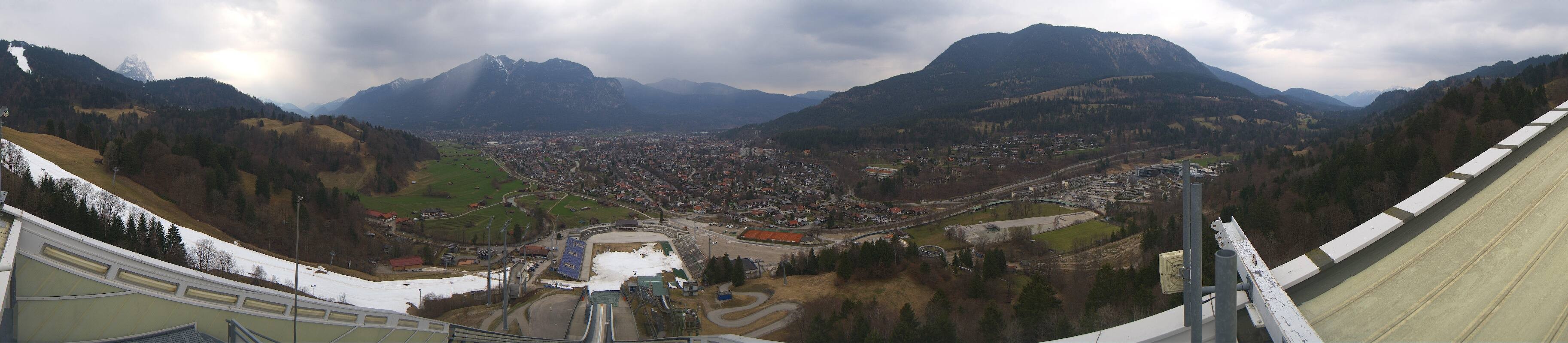 Archiv Foto Webcam Garmisch-Partenkirchen - Olympiaschanze