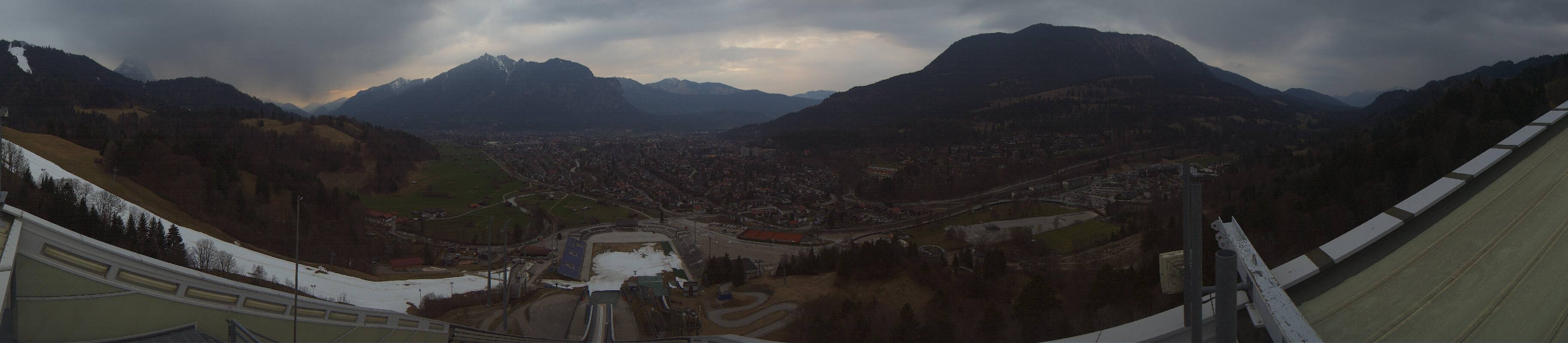 Archiv Foto Webcam Garmisch-Partenkirchen - Olympiaschanze