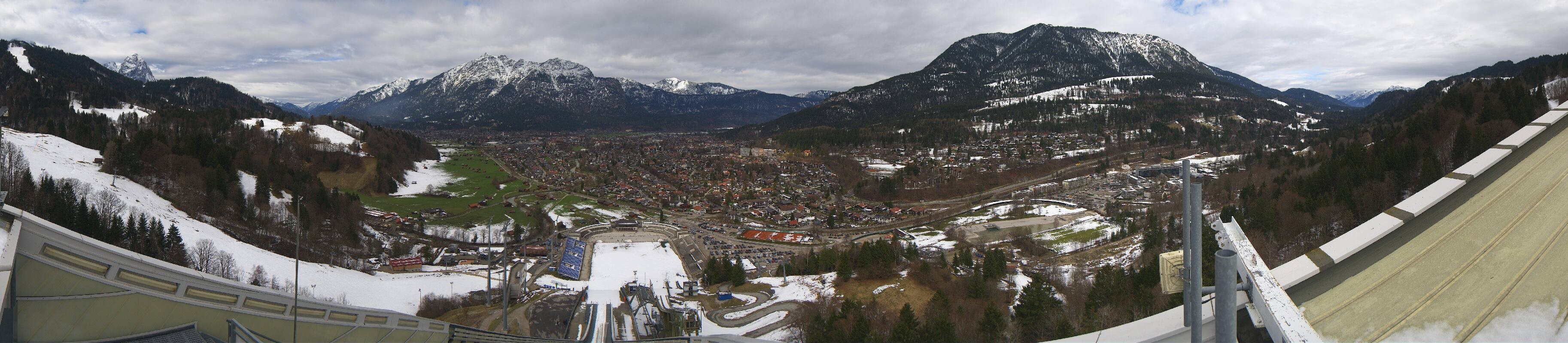 Archiv Foto Webcam Garmisch-Partenkirchen - Olympiaschanze