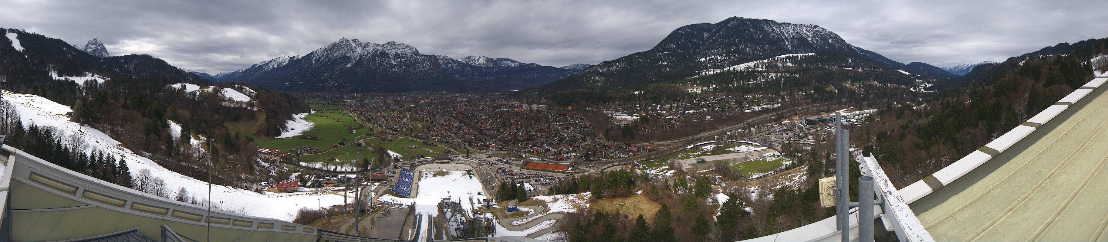 Archiv Foto Webcam Garmisch-Partenkirchen - Olympiaschanze