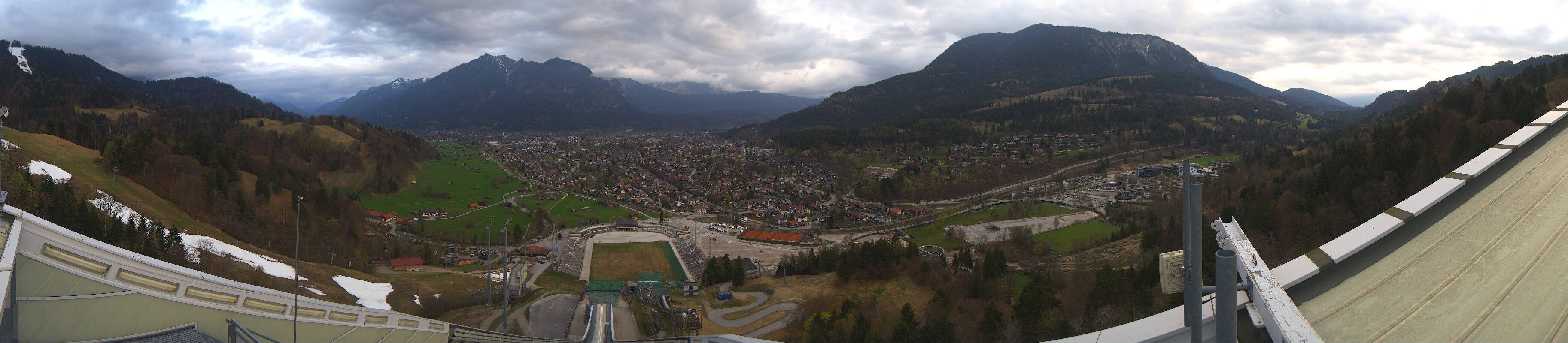 Archiv Foto Webcam Garmisch-Partenkirchen - Olympiaschanze