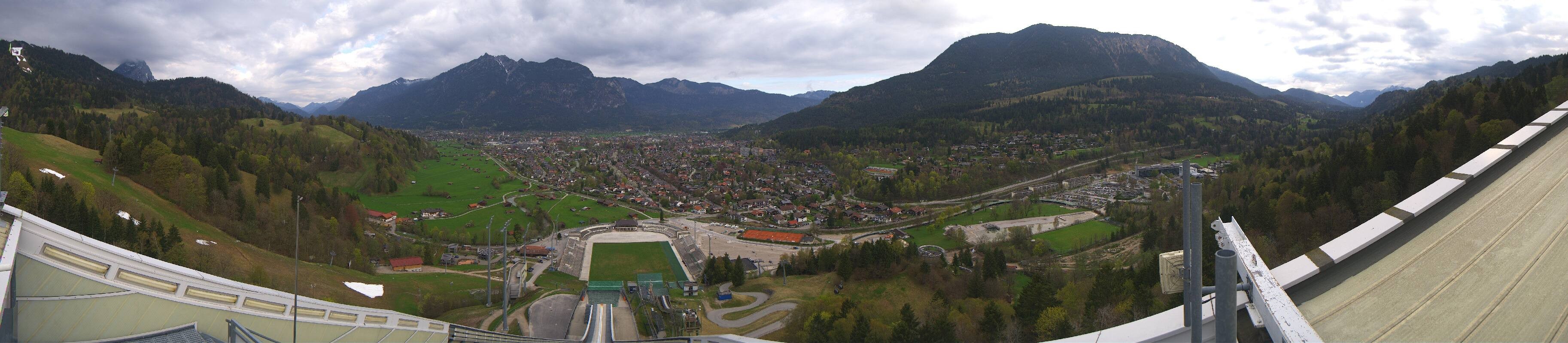 Archiv Foto Webcam Garmisch-Partenkirchen - Olympiaschanze
