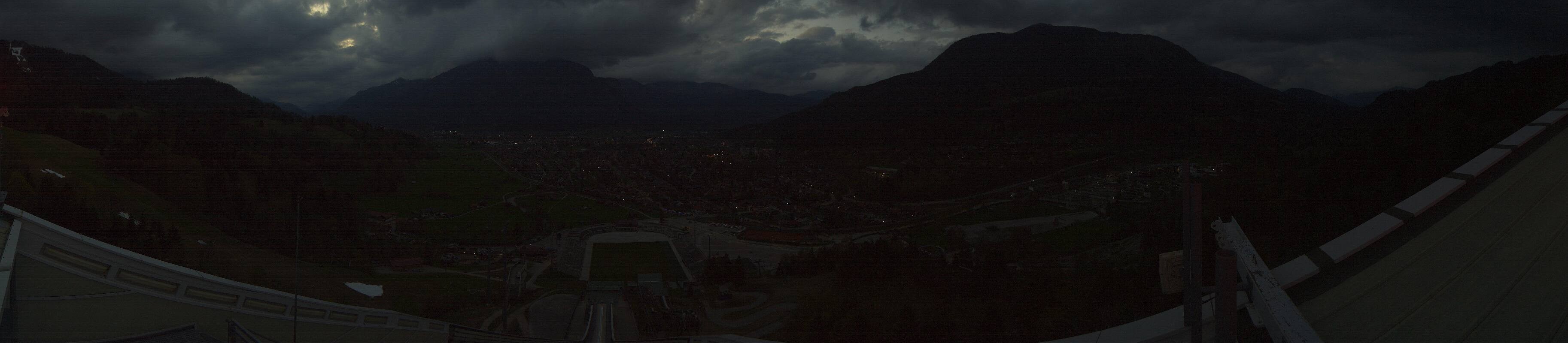 Archived image Webcam Garmisch-Partenkirchen Olympia Hill