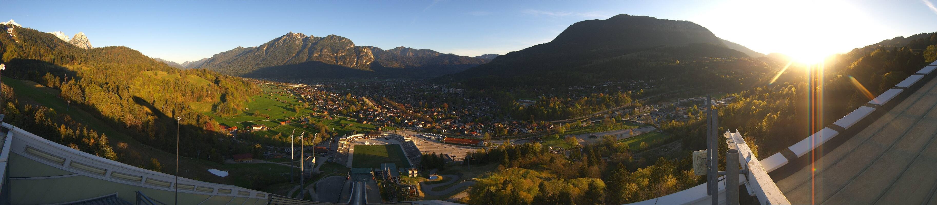 Archiv Foto Webcam Garmisch-Partenkirchen - Olympiaschanze