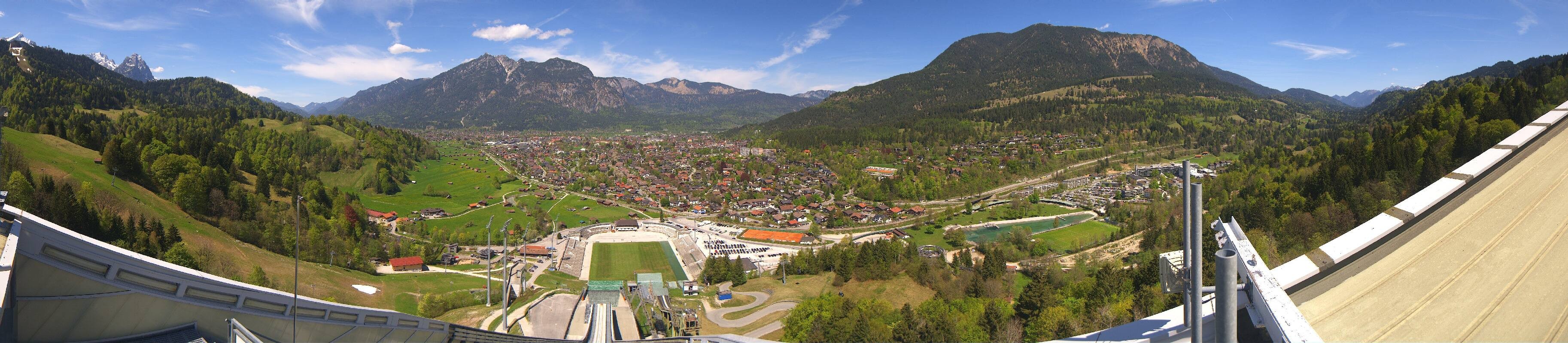 Archiv Foto Webcam Garmisch-Partenkirchen - Olympiaschanze