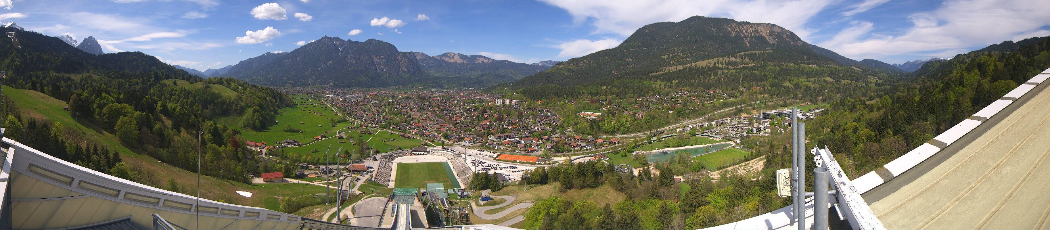 Archiv Foto Webcam Garmisch-Partenkirchen - Olympiaschanze
