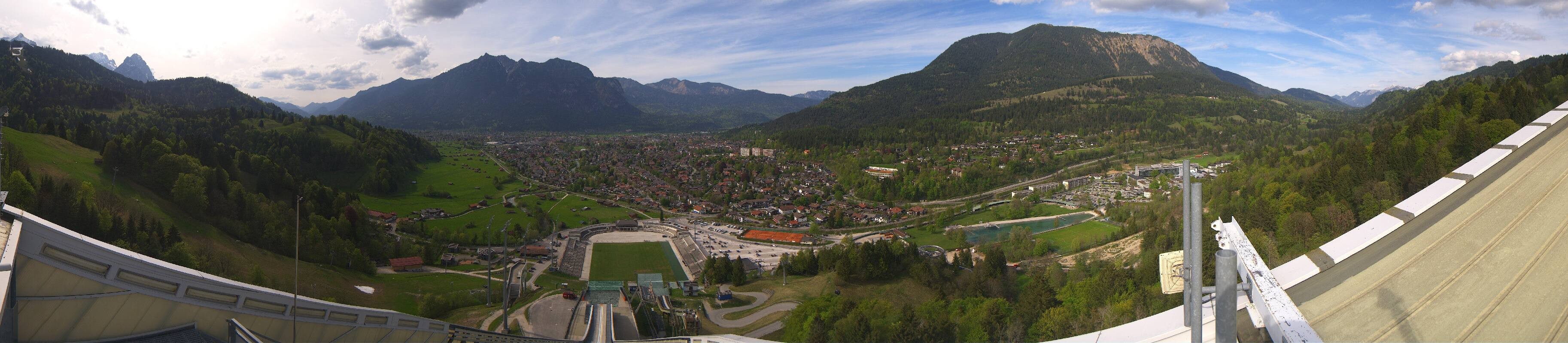 Archived image Webcam Garmisch-Partenkirchen Olympia Hill