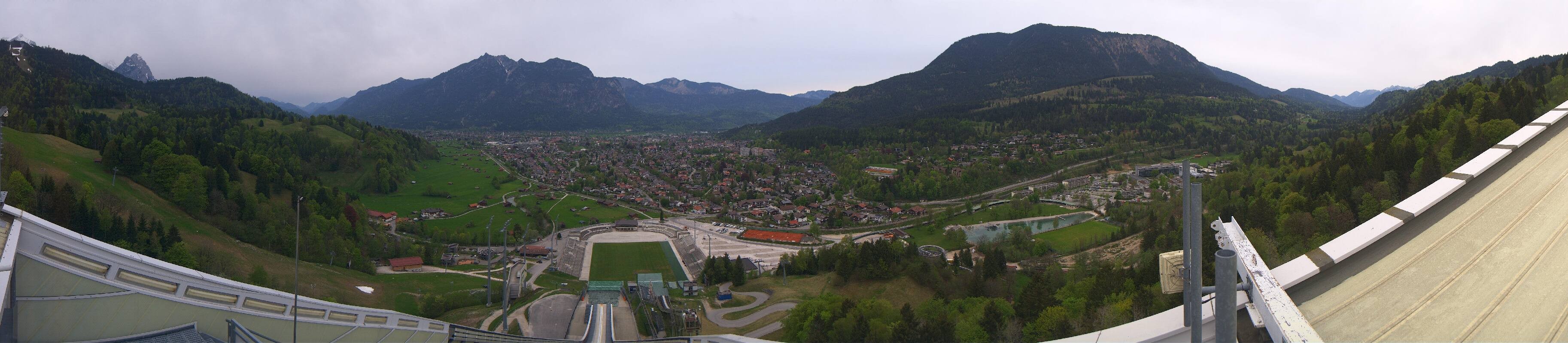 Archiv Foto Webcam Garmisch-Partenkirchen - Olympiaschanze