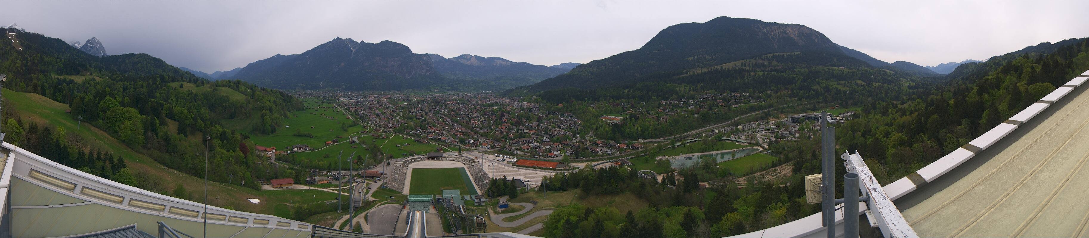 Archiv Foto Webcam Garmisch-Partenkirchen - Olympiaschanze