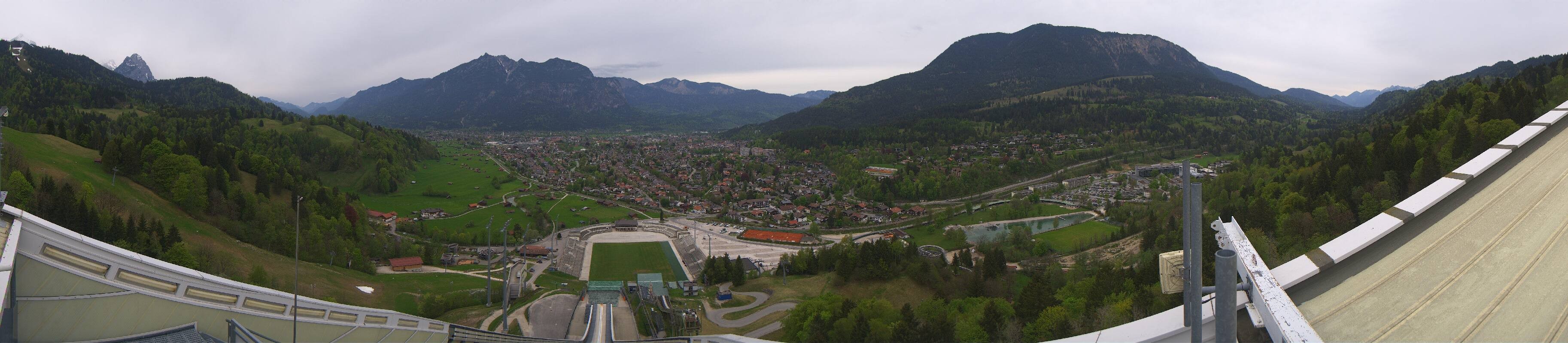 Archiv Foto Webcam Garmisch-Partenkirchen - Olympiaschanze
