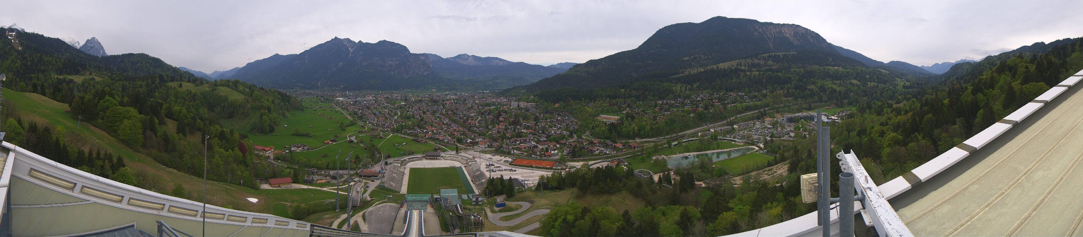 Archiv Foto Webcam Garmisch-Partenkirchen - Olympiaschanze