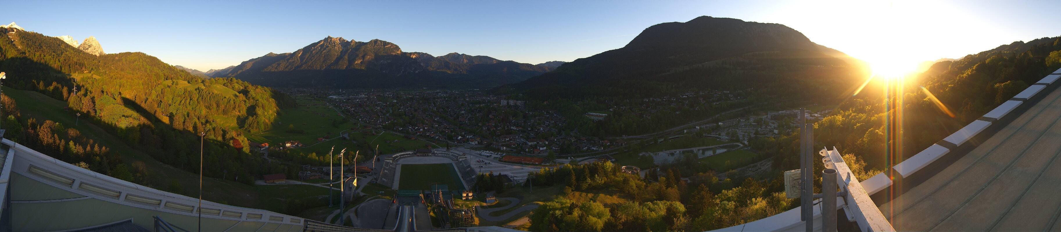 Archiv Foto Webcam Garmisch-Partenkirchen - Olympiaschanze