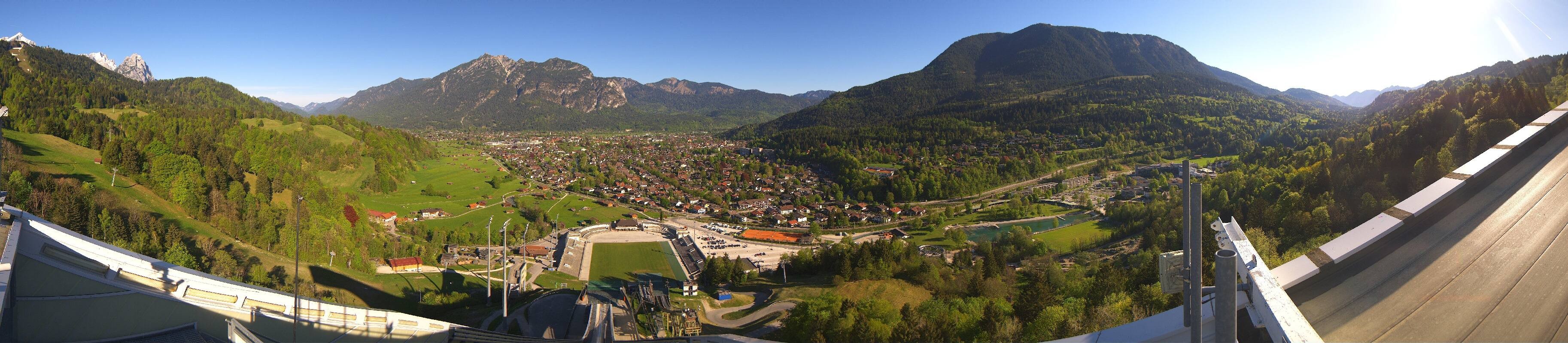 Archiv Foto Webcam Garmisch-Partenkirchen - Olympiaschanze