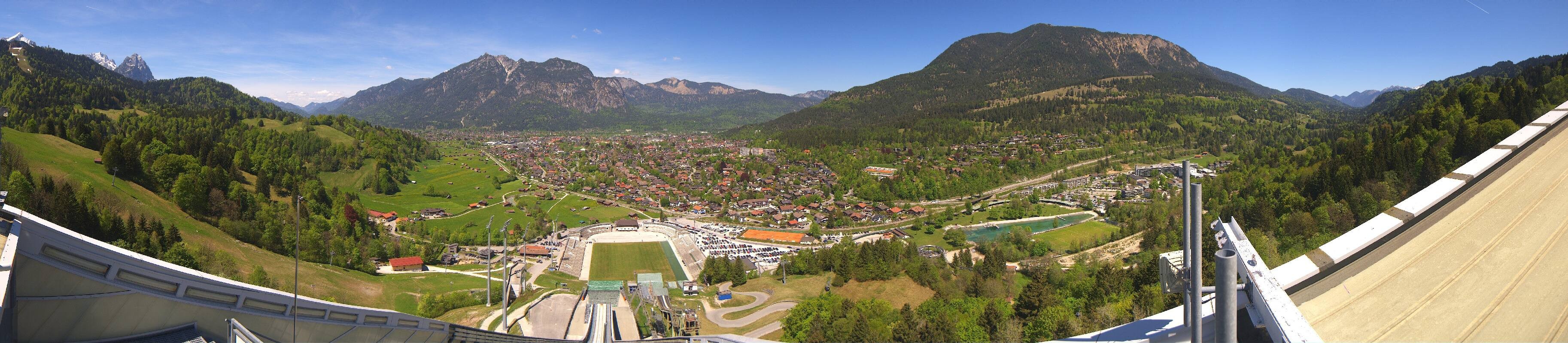 Archiv Foto Webcam Garmisch-Partenkirchen - Olympiaschanze