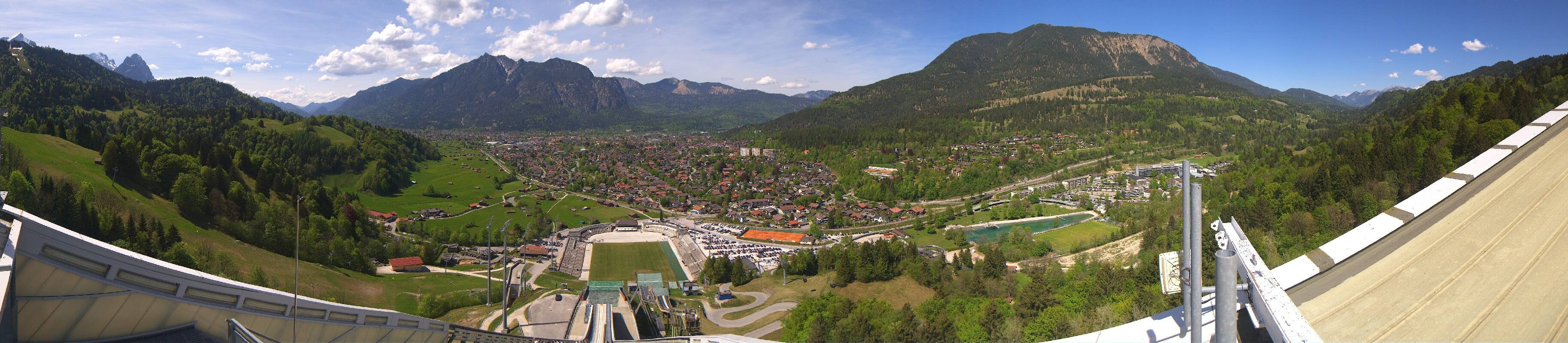 Archiv Foto Webcam Garmisch-Partenkirchen - Olympiaschanze