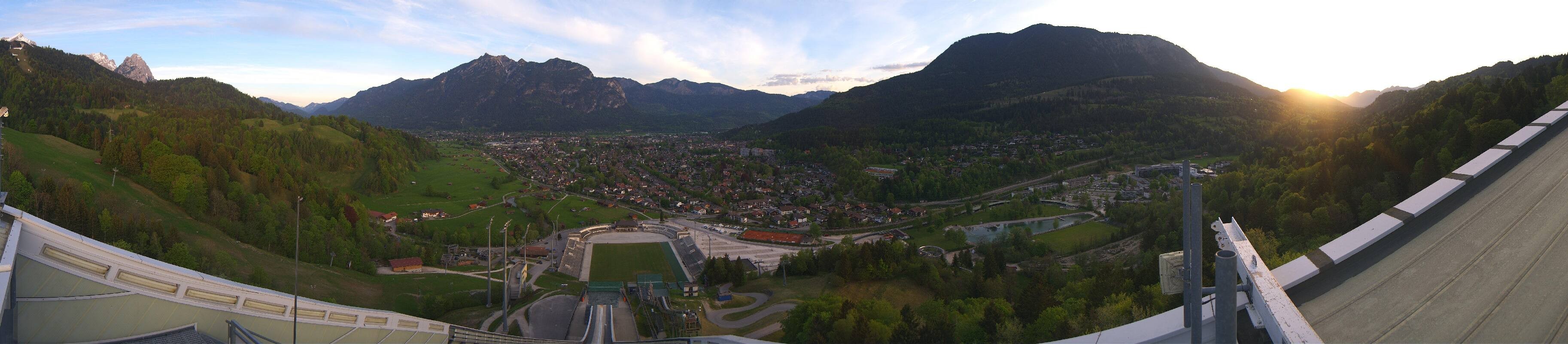 Archiv Foto Webcam Garmisch-Partenkirchen - Olympiaschanze