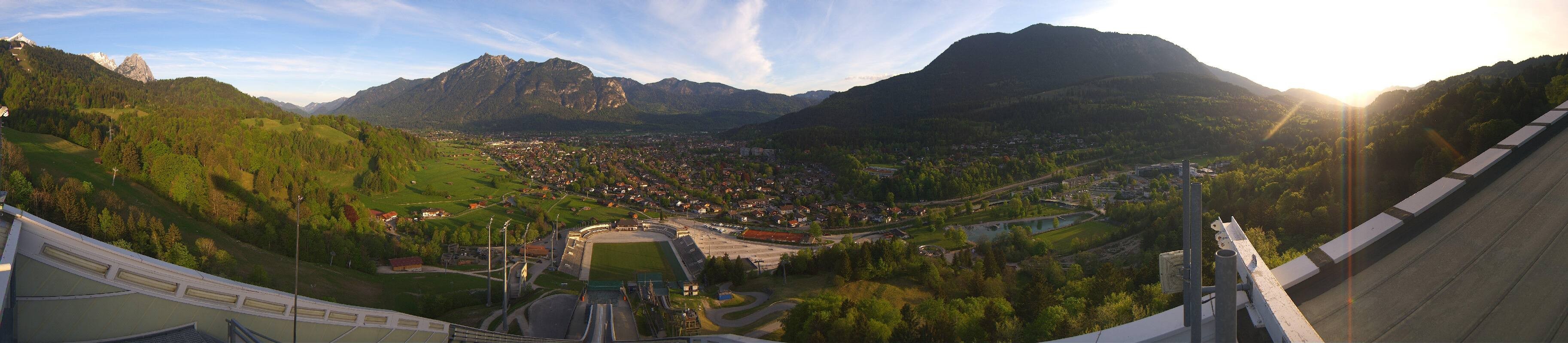 Archiv Foto Webcam Garmisch-Partenkirchen - Olympiaschanze