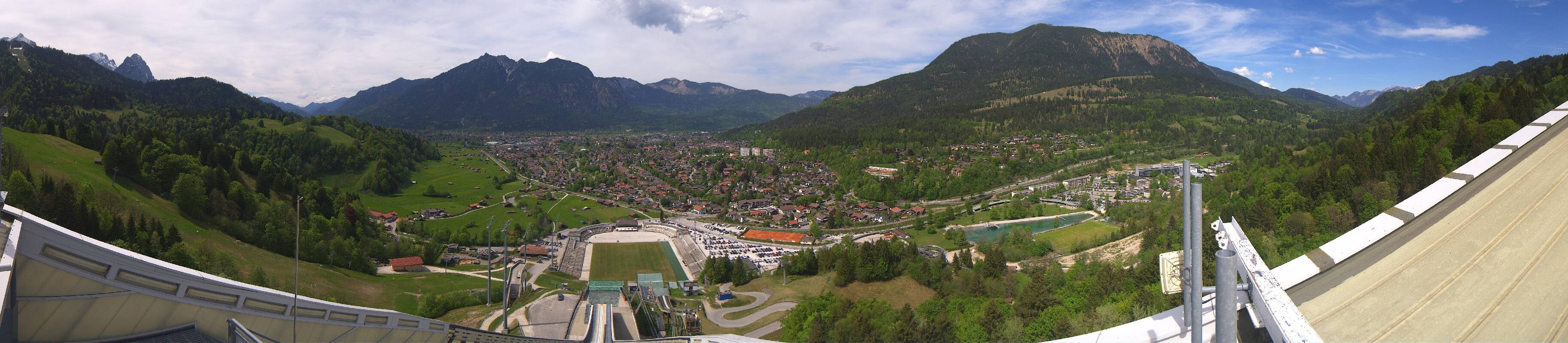 Archiv Foto Webcam Garmisch-Partenkirchen - Olympiaschanze