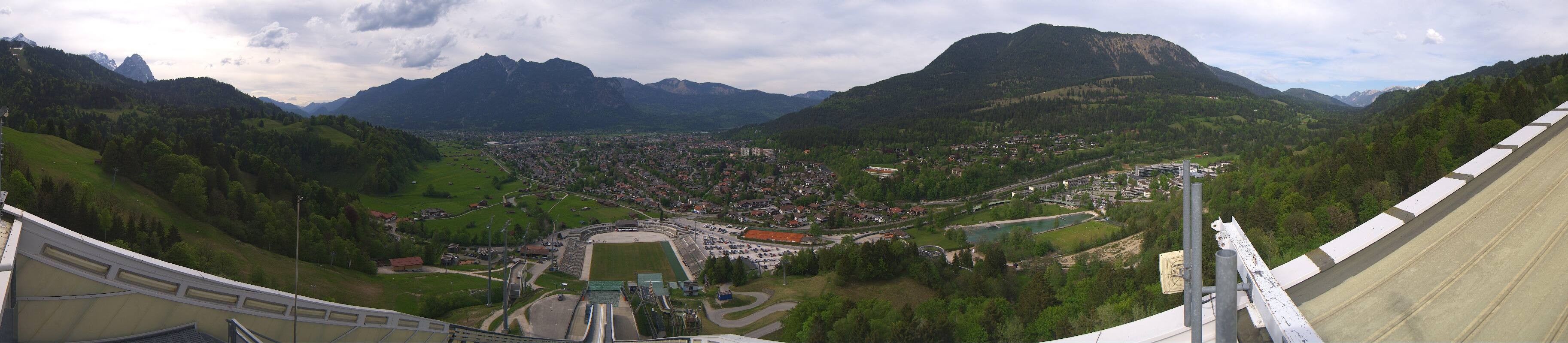 Archiv Foto Webcam Garmisch-Partenkirchen - Olympiaschanze