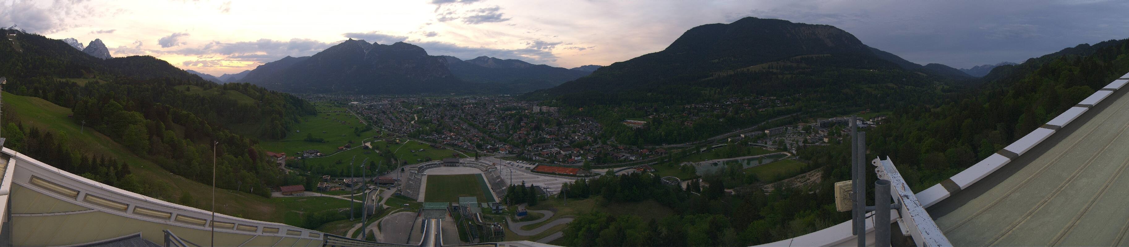 Archiv Foto Webcam Garmisch-Partenkirchen - Olympiaschanze