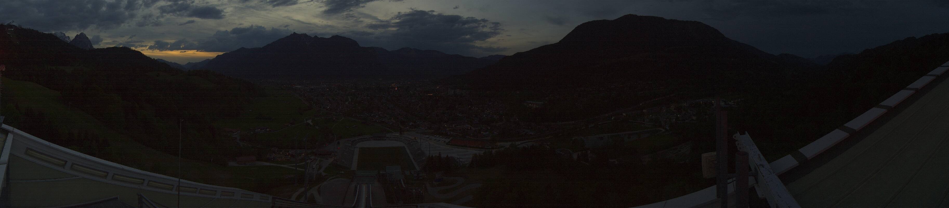 Archiv Foto Webcam Garmisch-Partenkirchen - Olympiaschanze