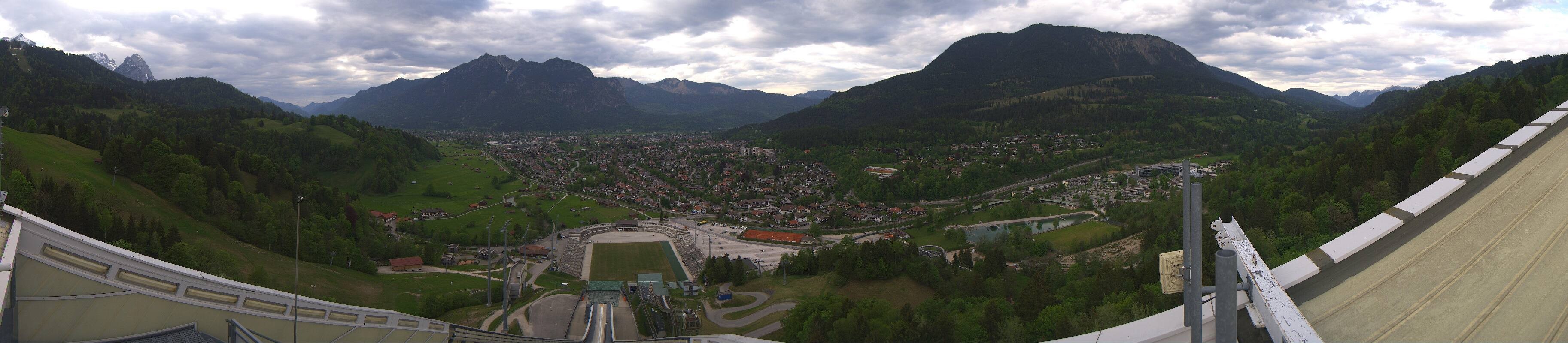 Archiv Foto Webcam Garmisch-Partenkirchen - Olympiaschanze
