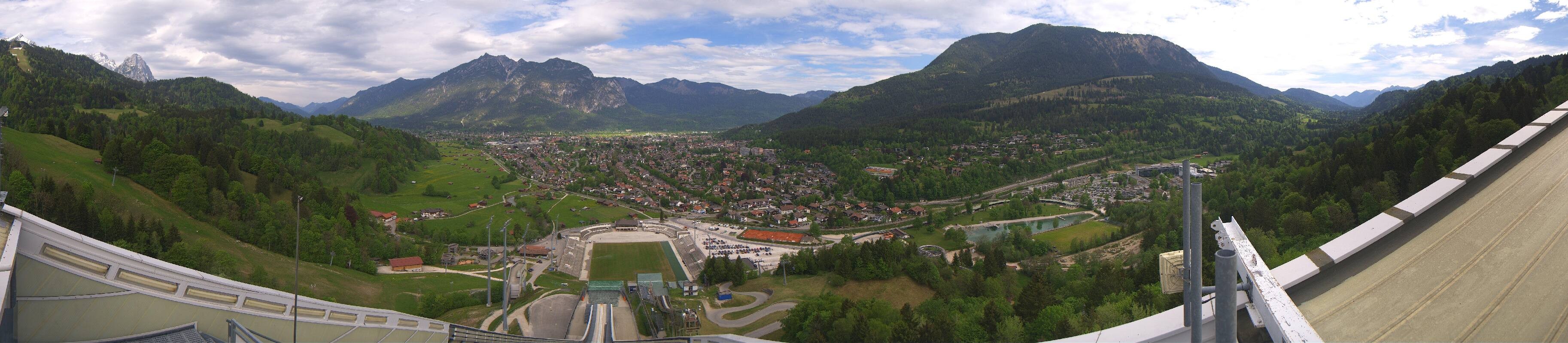 Archiv Foto Webcam Garmisch-Partenkirchen - Olympiaschanze