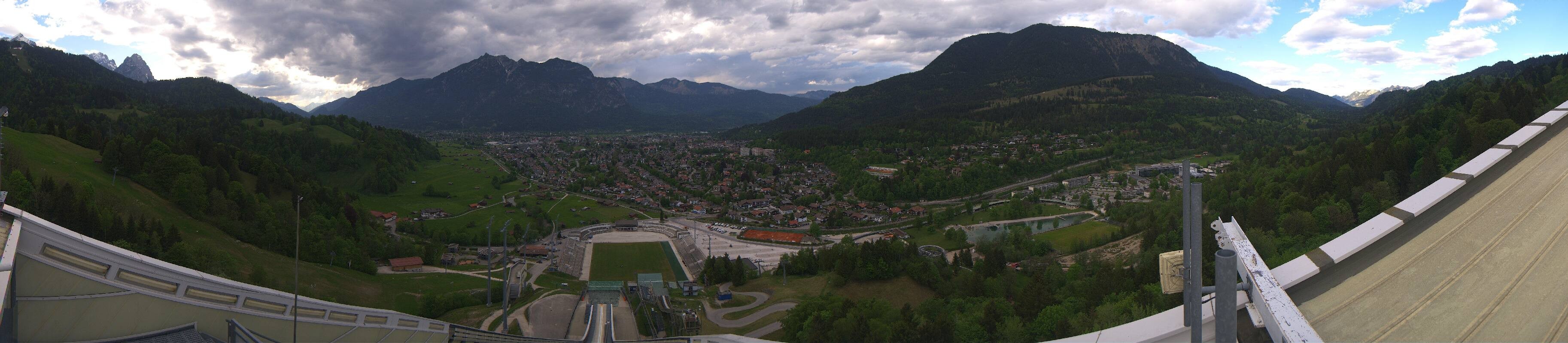 Archiv Foto Webcam Garmisch-Partenkirchen - Olympiaschanze