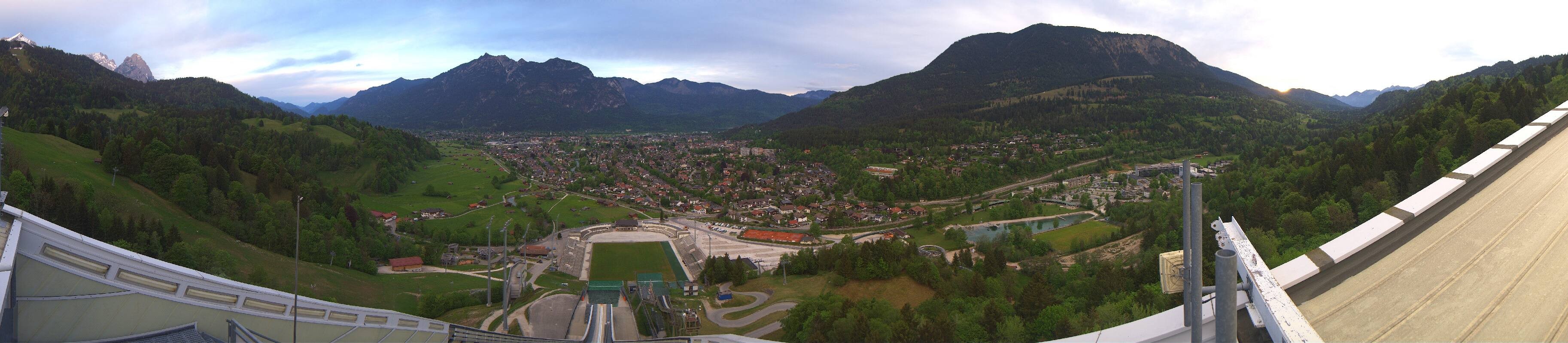 Archiv Foto Webcam Garmisch-Partenkirchen - Olympiaschanze