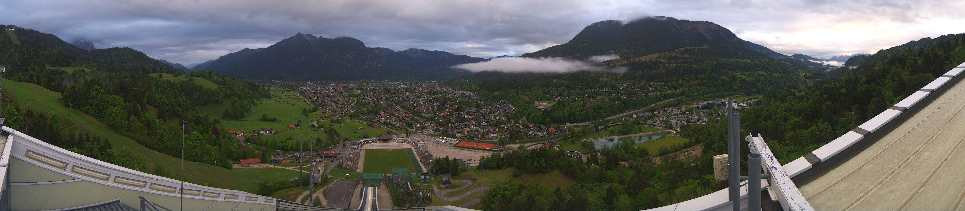 Archiv Foto Webcam Garmisch-Partenkirchen - Olympiaschanze