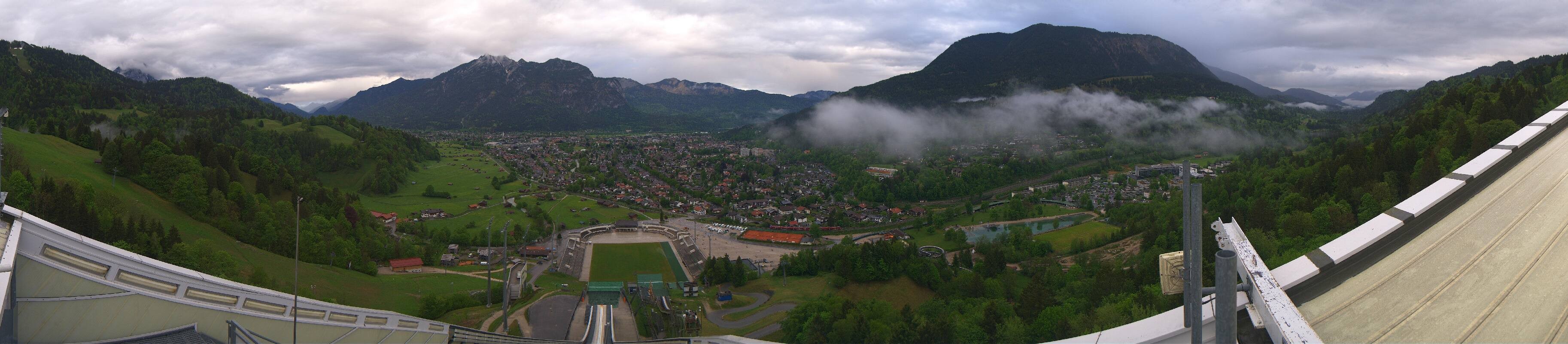 Archiv Foto Webcam Garmisch-Partenkirchen - Olympiaschanze