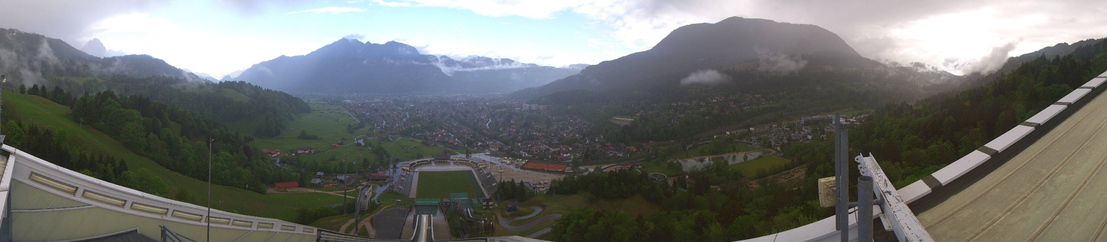 Archiv Foto Webcam Garmisch-Partenkirchen - Olympiaschanze