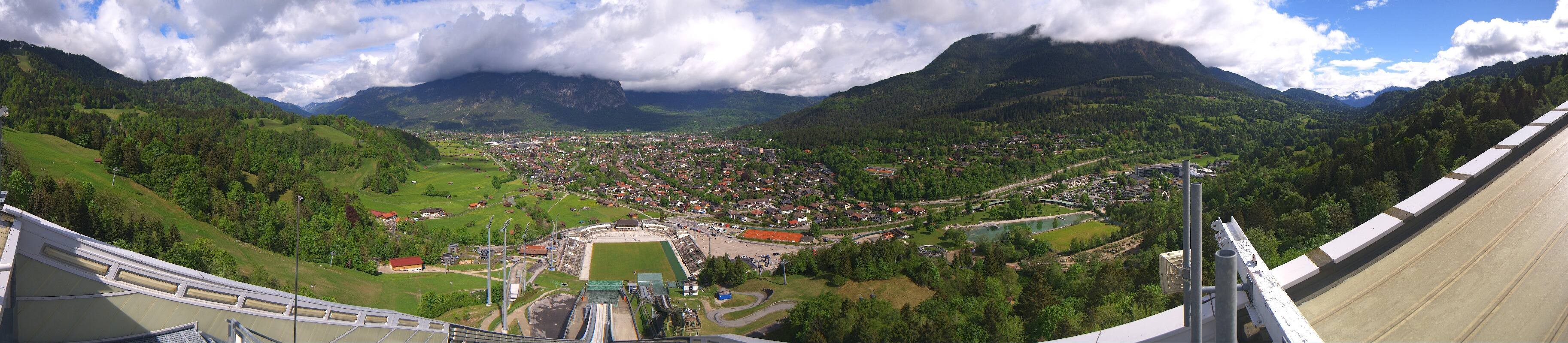 Archiv Foto Webcam Garmisch-Partenkirchen - Olympiaschanze