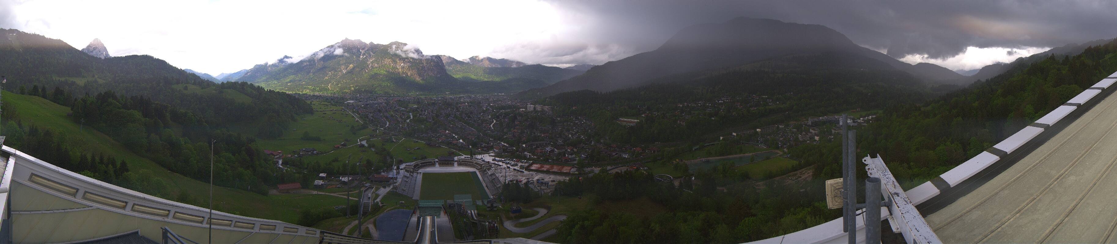 Archiv Foto Webcam Garmisch-Partenkirchen - Olympiaschanze