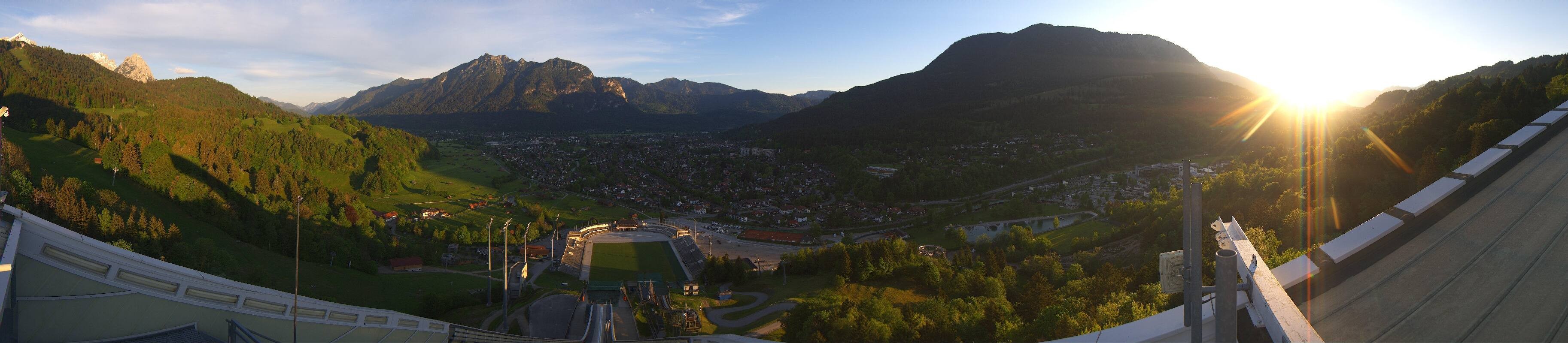 Archiv Foto Webcam Garmisch-Partenkirchen - Olympiaschanze