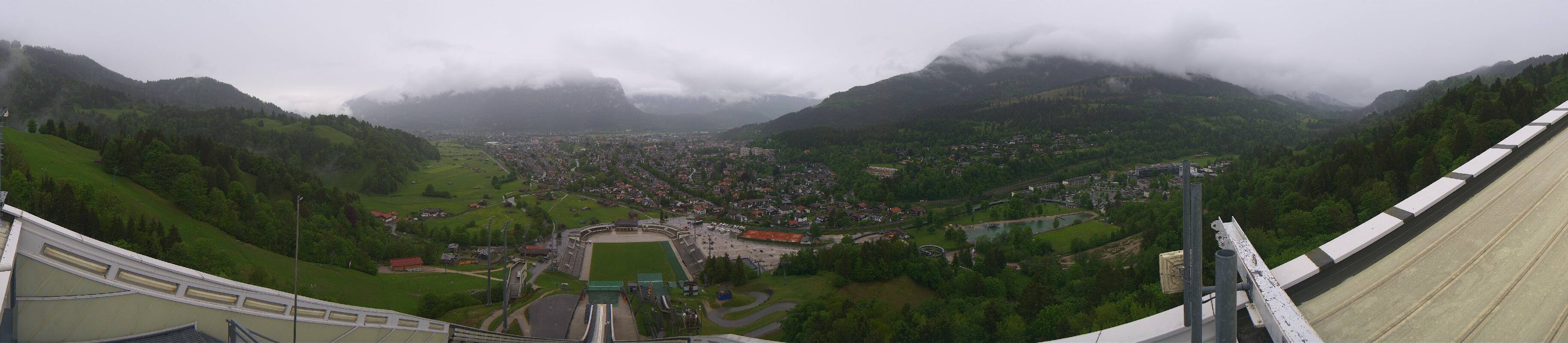 Archived image Webcam Garmisch-Partenkirchen Olympia Hill