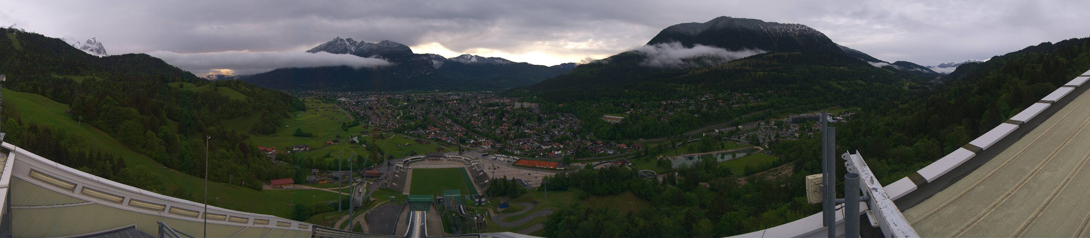 Archiv Foto Webcam Garmisch-Partenkirchen - Olympiaschanze