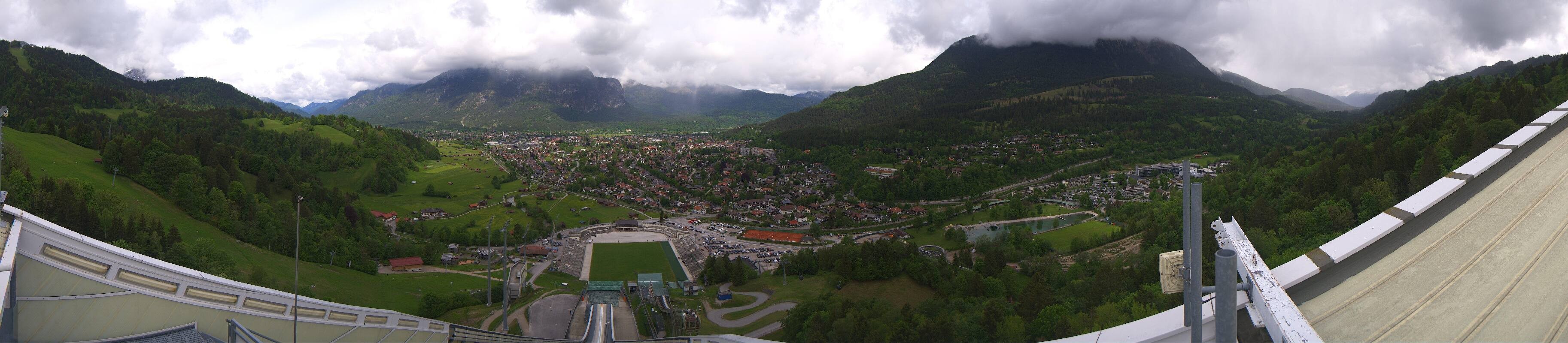 Archived image Webcam Garmisch-Partenkirchen Olympia Hill