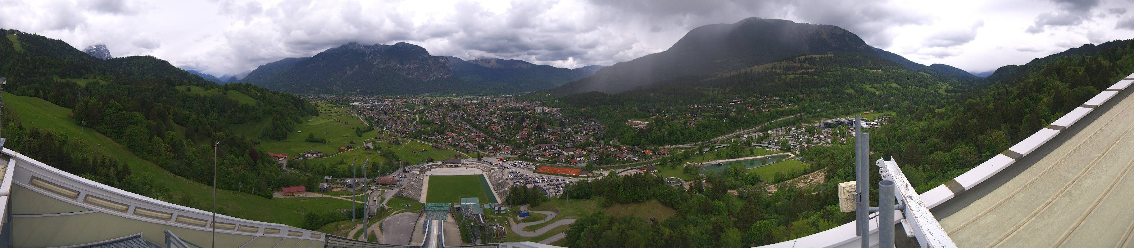 Archived image Webcam Garmisch-Partenkirchen Olympia Hill